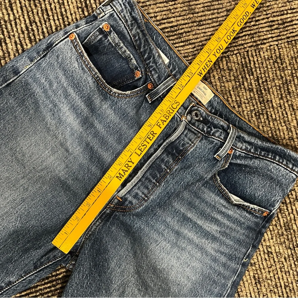 Levi’s 501 Womens 31x30 button-fly - Picture 4 of 9